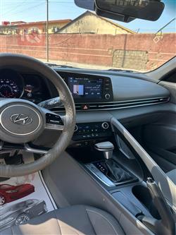 هیوندای ئەلەنترا